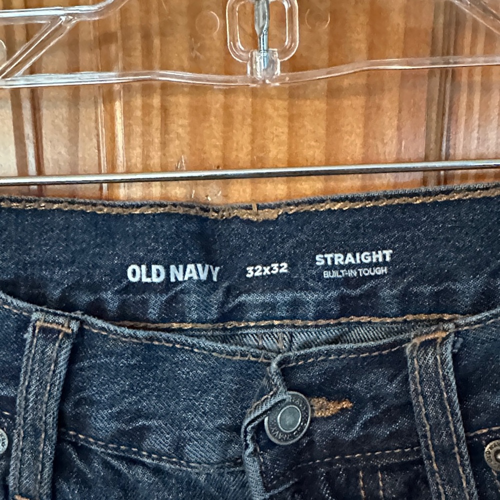 Old Navy Men's Dark Blue Jeans - Picture 2 of 2
